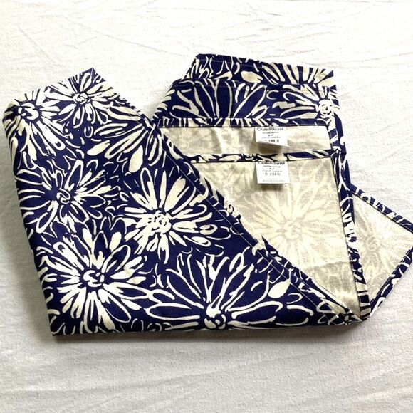 CRATE and BARREL Blue White Daphne Floral Square Cotton Napkins 21 x21 inches - Picture 3 of 8